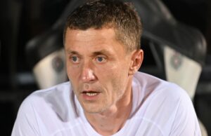Crno-beli IPAK SMENJUJU Sašu Ilića?! Na klupu stiže još jedna LEGENDA PARTIZANA Crno-beli IPAK SMENJUJU Sašu Ilića?! Na klupu stiže još jedna LEGENDA PARTIZANA
