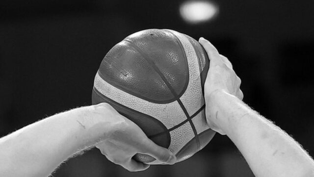BIO JEDAN OD NAJBOLJIH: Sjajni košarkaš(26) stradao u jezivoj saobraćajki - Krenuo na zabavu na koju nikada nije stigao