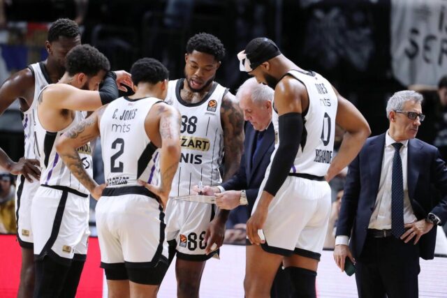 Čikago otpustio igrača koji se povezivao sa Partizanom! Nova šansa za crno-belu bombu? (Foto)