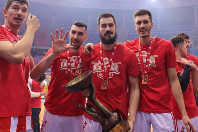 Crvena zvezda izdala saopštenje povodom navodnog sukoba u timu!