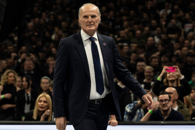 Duško Ivanović ekspresno napustio konferenciju za medije!