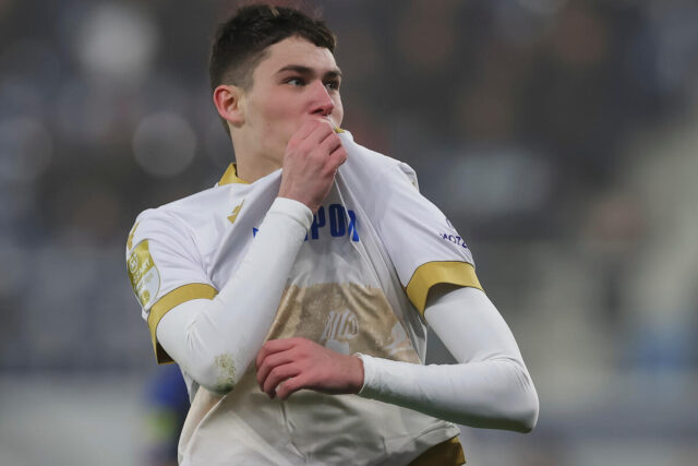 Engleski velikan rizikuje i čeka jun za Andriju Maksimovića (Foto)