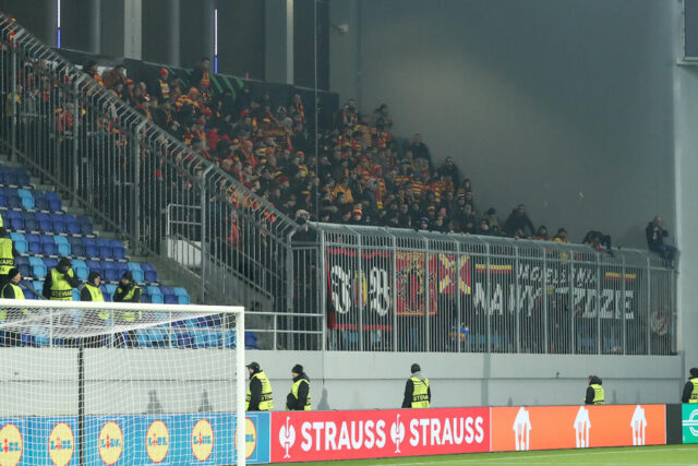 Navijači Jagjelonije skandirali "Kosovo je srce Srbije" (VIDEO)