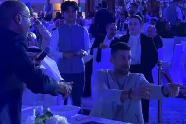 Novak odbio da peva, hteo da "smesti" Alkarasu, a onda ga je muzičar iznenadio