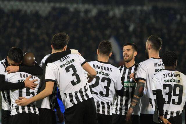 Sjajna partija Parnog valjka: Partizan nadigrao Mladost!