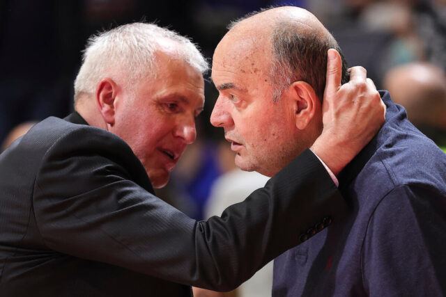 Vujošević ga nazvao "lopovom!" Najneomiljeniji arbitar ponovo sudi Partizanu