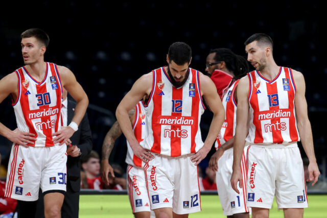 Crvena zvezda izgubila od Spartaka na tri sekunde do kraja - Kalinić tragičar pred Efes (Video/Foto)