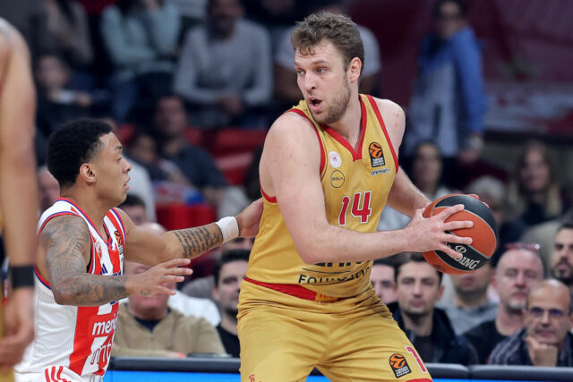 Crvena zvezda u nemogućoj misiji u Pireju!