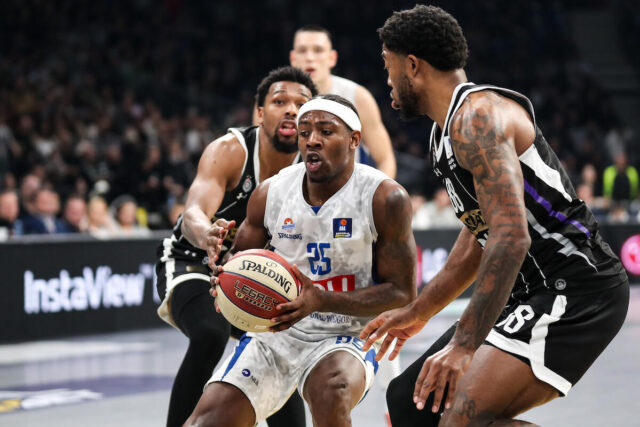 Partizan može na čelo tabele: Mega deklasirala Budućnost!