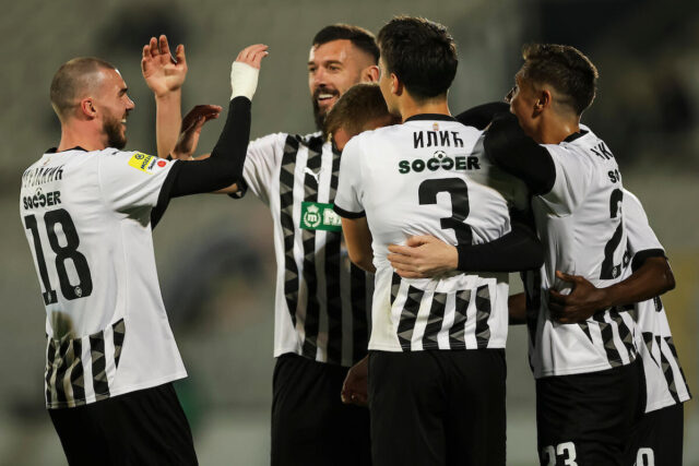 Partizan nastavlja da ređa pobede, Pazarci položili oružje u Humskoj!