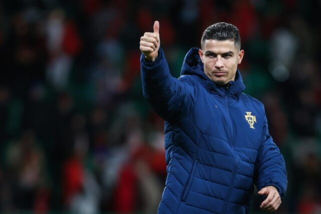 Kristijano-Ronaldo-potpisuje-dvogodisnji-ugovor-vredan-200000000-evra.jpg Kristijano Ronaldo potpisuje dvogodišnji ugovor vredan 200.000.000 evra!