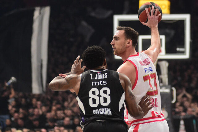 Nikola Milutinov razmišlja o Partizanu!