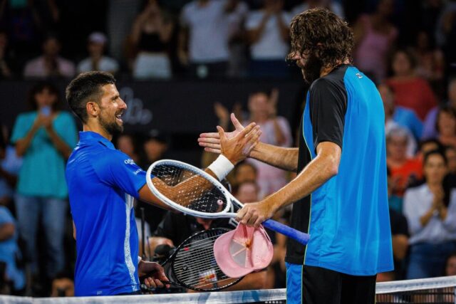 Skandal: ATP pretio Opelki jer je podržao Novaka!