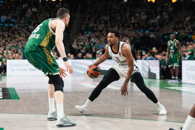 Zvaničn: Potpisao bivši NBA as!
