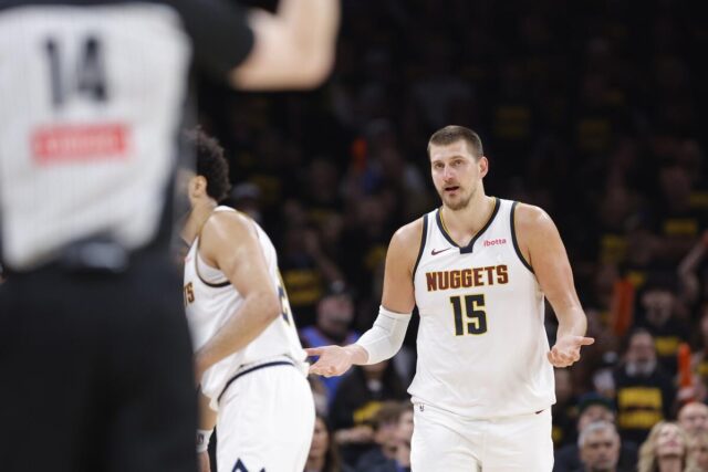 Jokic-objasnio-tehnicku-zbog-rasprave-sa-sudijom.jpg Jokić objasnio tehničku zbog rasprave sa sudijom