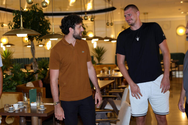 Vasilije Micić bira između Hapoel Tel Aviva i noža u leđa bivšem klubu (Foto)
