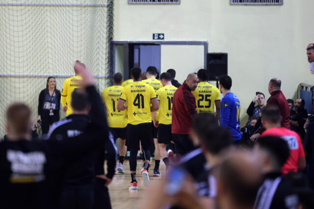 AEK-pobegao-sa-terena-kao-i-protiv-Partizana-ali-je.jpg AEK pobegao sa terena kao i protiv Partizana, ali je sada ostao bez trofeja u EHF kupu!