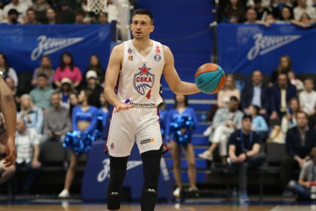 Aleksa Avramović srušio Sankt Peterburg i doveo CSKA na korak do titule (Foto)