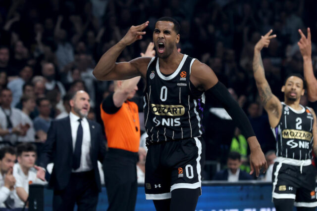 Detalji Dejvisovog odlaska u Tokio: Japanci neće platiti obeštećenje Partizanu (Foto)