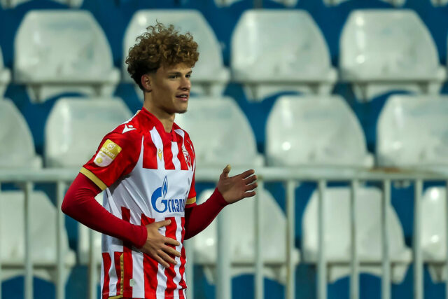 Italijani-kvare-posao-Stutgartu-Crvena-zvezda-pregovora-sa-oba-kluba.jpg Italijani kvare posao Štutgartu! Crvena zvezda pregovora sa oba kluba (Foto)