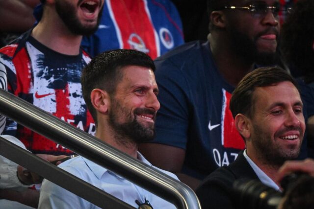 Najbolji-teniser-svih-vremena-uz-nove-prvake-Evrope-Novak-DJokovic.jpg Najbolji teniser svih vremena uz nove prvake Evrope: Novak Đoković uveličao slavlje Parižana (Video)