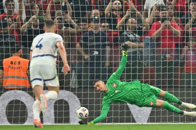 Petrović otkrio kako je odbranio penal Menaju!