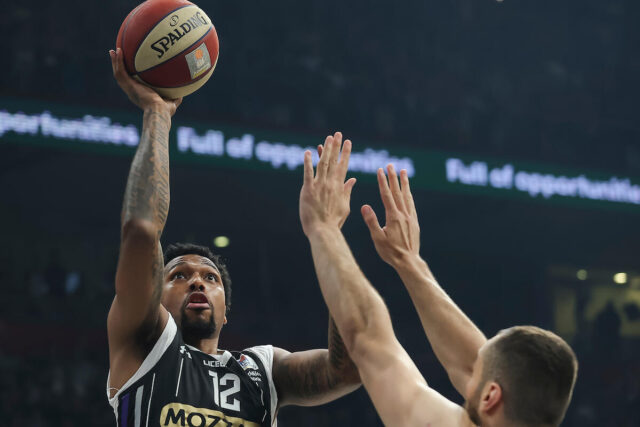 Rovovska borba: Partizan završio prvo poluvreme u velikom stilu!