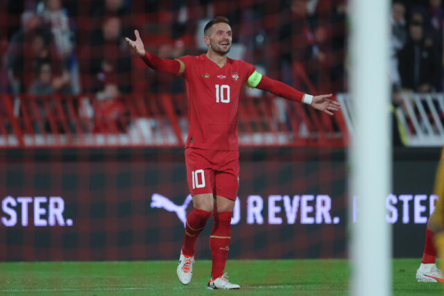 Crvena-zvezda-ima-konkurenta-manje-Posrnuli-velikan-digao-ruke-od.jpg Crvena zvezda ima konkurenta manje! Posrnuli velikan digao ruke od Dušana Tadića!
