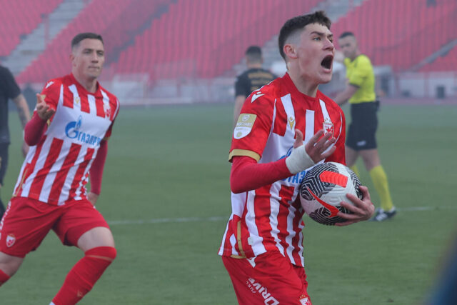 Crvena-zvezda-prodala-Andriju-Maksimovica-Milioni-su-u-pitanju.jpg Crvena zvezda prodala Andriju Maksimovića! Milioni su u pitanju!