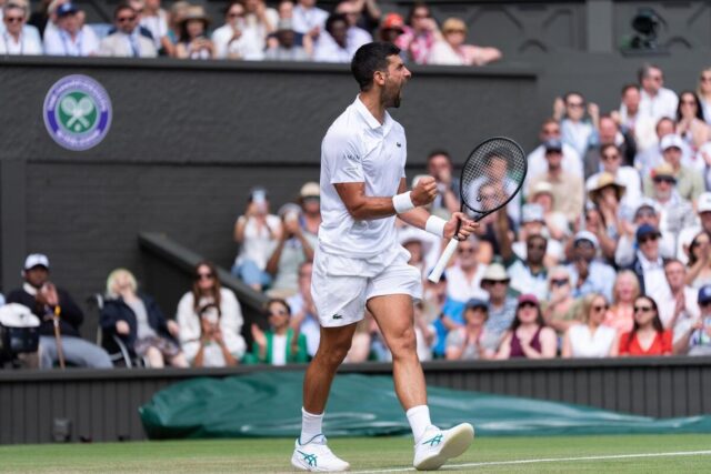DJokovic-je-neunistiv-Novak-posle-preokreta-i-gladijatorske-borbe-savladao.jpg Đoković je neuništiv: Novak posle preokreta i gladijatorske borbe savladao De Minora!