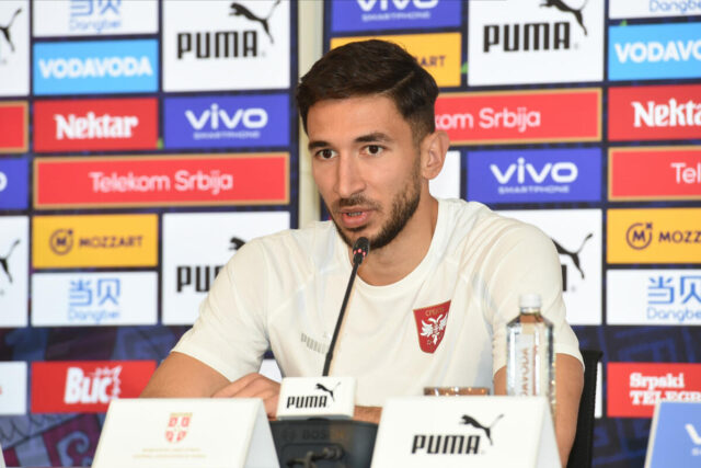 Marko-Grujic-i-Crvena-zvezda.jpg Marko Grujić i Crvena zvezda?