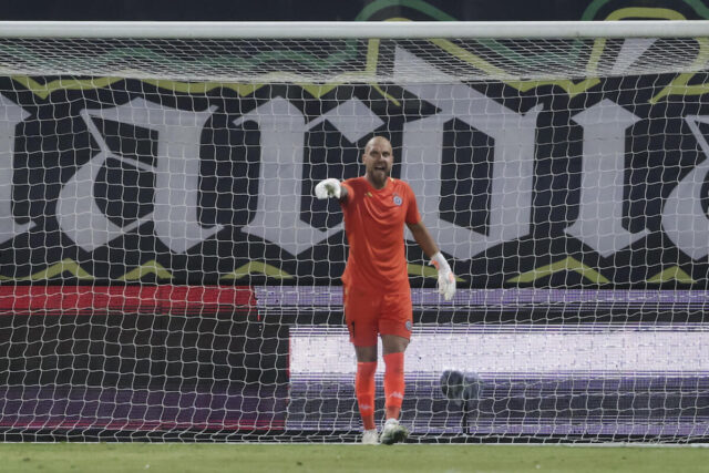 Marko-Milosevic-posle-poraza-Partizana-od-AEK-a-u-Larnaki.jpg Marko Milošević posle poraza Partizana od AEK-a u Larnaki