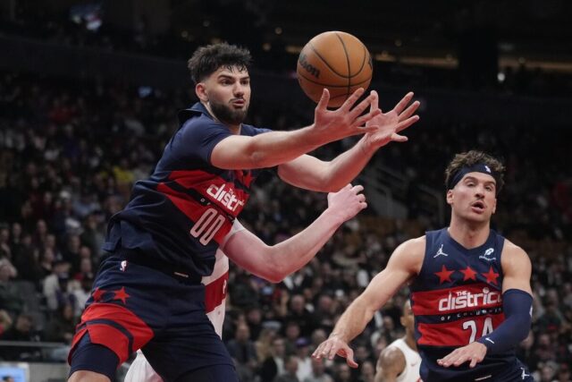 Tristan Vukčević ostaje u NBA ligi!