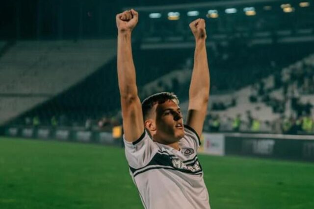 Andrej-Kostic-proslavio-gol-u-stilu-Dragana-Mancea-koji-je.jpg Andrej Kostić proslavio gol u stilu Dragana Mancea koji je isti dao za titulu! (Video)