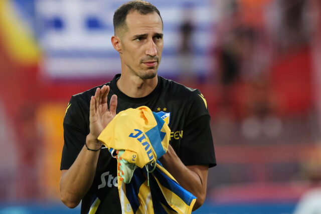 Potvrđena saznanja Espresa: Petrović potpisao ugovor, ali ne sa Partizanom!