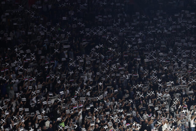Grobari-ispred-Delija-Partizan-dobio-priznanje-od-Evrolige.jpg Grobari ispred Delija, Partizan dobio priznanje od Evrolige!