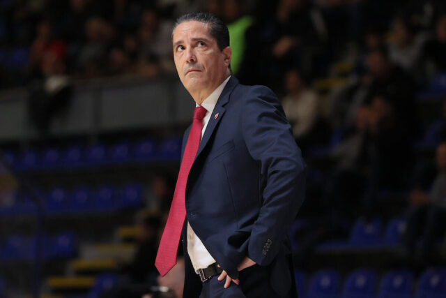 Sramna Crvena zvezda poražena u Pioniru! Zadar "potpisao" smenu Janisa Sferopulosa?