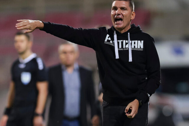 Srdjan-Blagojevic-se-posle-bruke-u-Sapcu-pridruzio-Jirgenu-Reberu.jpg Srđan Blagojević se posle bruke u Šapcu pridružio Jirgenu Reberu i Gordanu Petriću (Video/Foto)
