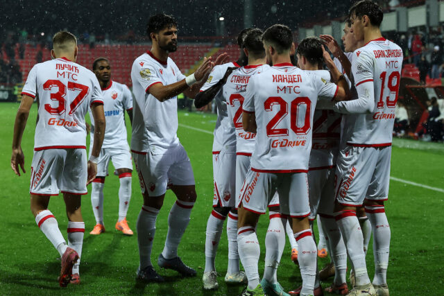 Srpska muzika grmela iz svlačionice protivnika Crvene zvezde u Ligi Evrope (Video)