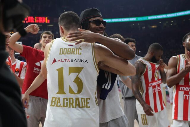 Delije-u-ekstazi-Zvezda-hita-ka-vrhu-Evrolige.jpg Delije u ekstazi: Zvezda hita ka vrhu Evrolige!