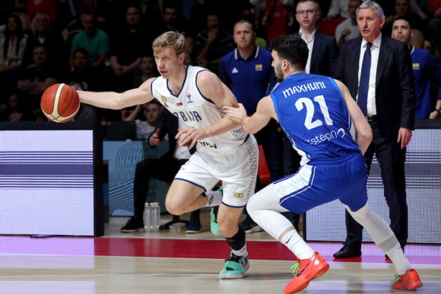 Ognjen-Jaramaz-posle-samo-cetiri-meca-napusta-Iliriju-i-seli.jpg Ognjen Jaramaz posle samo četiri meča napušta Iliriju i seli se u Evrokup klub?