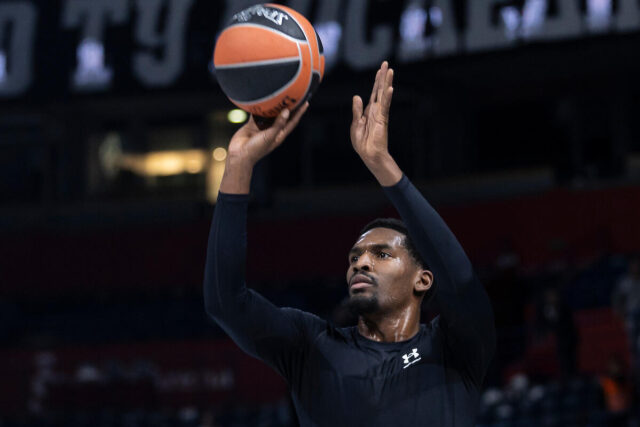 Džejlin Smit pokazao Crvenoj zvezdi kako pobediti Anadolu Efes (Foto)