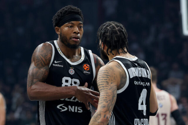 Gore-od-ovoga-ne-moze-Partizan-u-paklu-pred-Crvenu.jpg Gore od ovoga ne može: Partizan u paklu pred Crvenu zvezdu