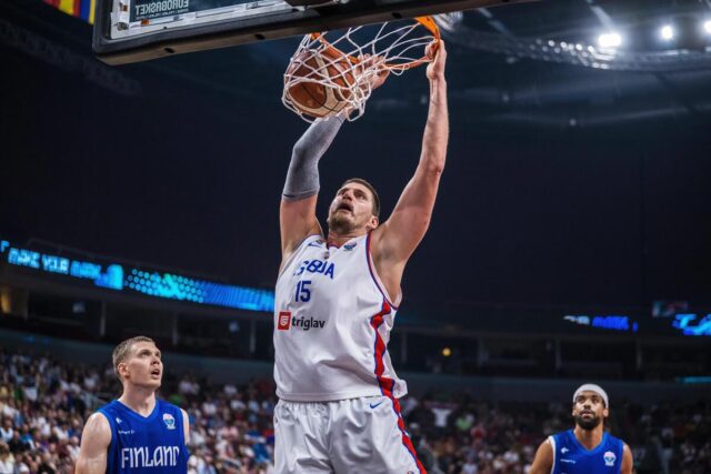 Jokic-ima-poruku-za-Alimpijevica.jpg Jokić ima poruku za Alimpijevića!