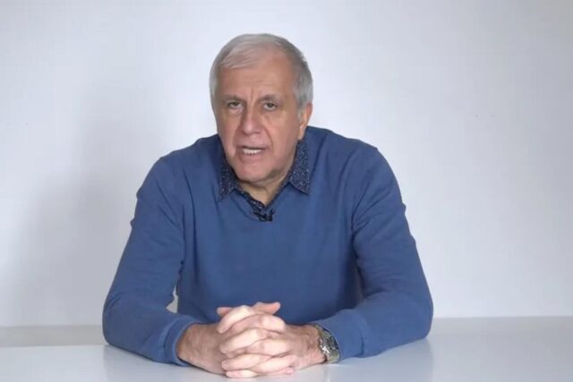 Obradovic-jasan-Nisam-hteo-Osetkovskog-zeleo-sam-da-Majk-ostane.jpg Obradović jasan: Nisam hteo Osetkovskog, želeo sam da Majk ostane u Partizanu!