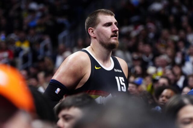 Povredio-se-Nikola-Jokic-Video.jpg Povredio se Nikola Jokić! (Video)