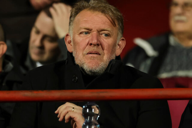 Robert-Prosinecki-novi-selektor-104-reprezentacije-na-FIFA-rang-listi.jpg Robert Prosinečki novi selektor 104. reprezentacije na FIFA rang listi (Foto)
