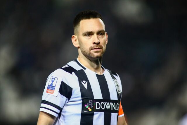 Kapiten-Andrija-Zivkovic-sa-dve-asistencije-izbacio-Olimpijakos-usred-Pireja.jpg Kapiten Andrija Živković sa dve asistencije izbacio Olimpijakos usred Pireja - ispao i Marko Nikolić!