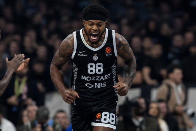 Partizan-ostao-bez-najboljeg-kosarkasa-u-Evroligi.jpg Partizan ostao bez najboljeg košarkaša u Evroligi!
