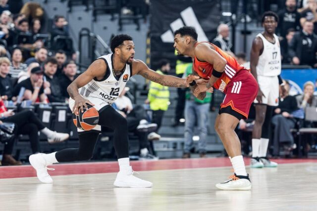 Partizan-u-Minhenu-kao-na-domacem-parketu-pobedio-posle-sedam.jpg Partizan u Minhenu kao na domaćem parketu pobedio posle sedam poraza zaredom (Foto)